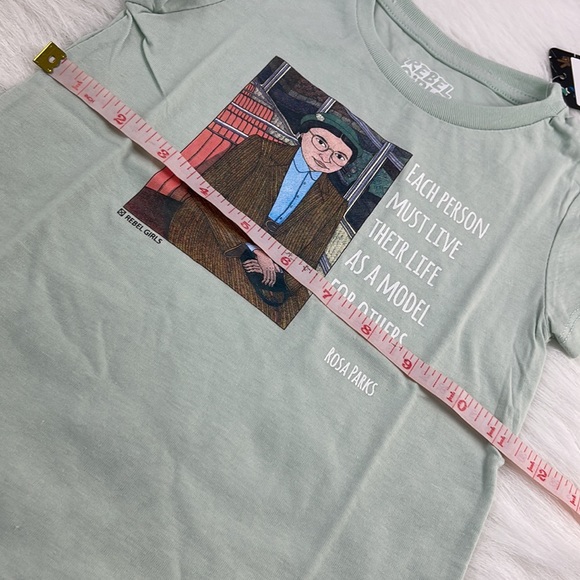 Green T-shirt - Picture 3 of 5